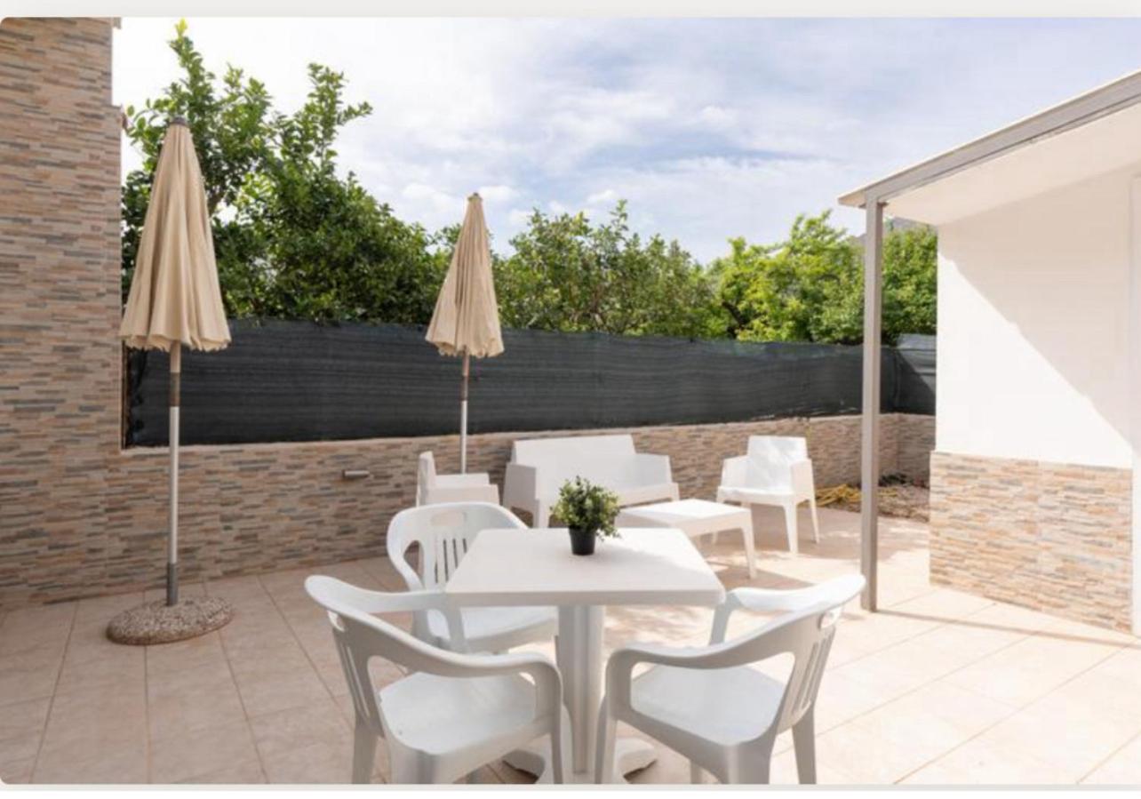 Villa Dolce Vita Rooms Castelluzzo Eksteriør billede