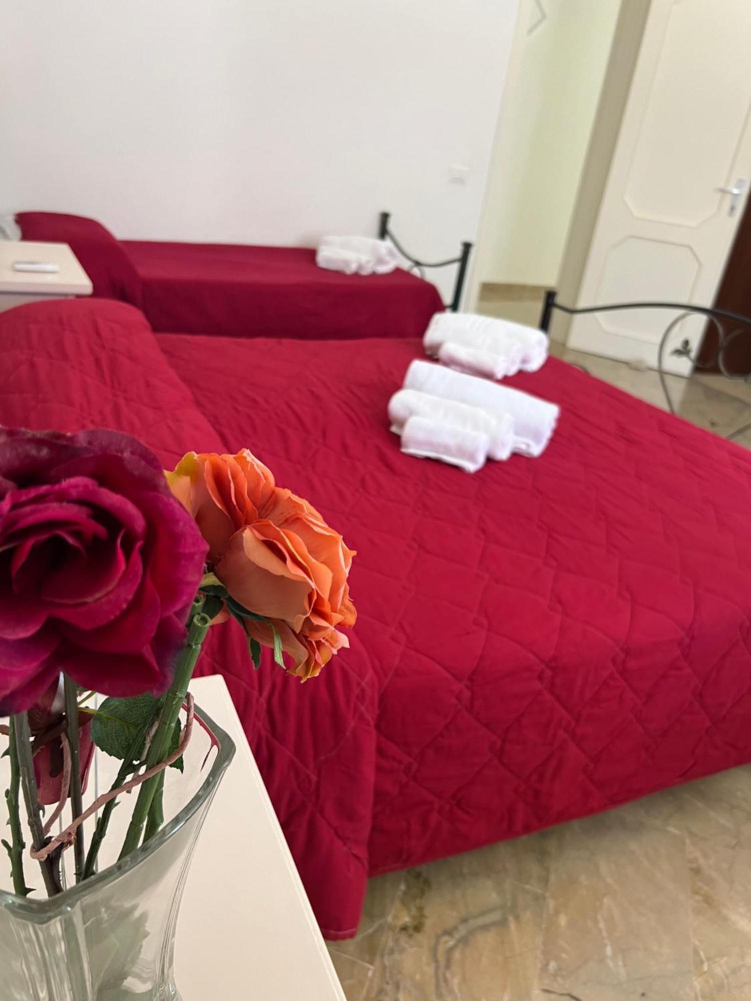 Villa Dolce Vita Rooms Castelluzzo Eksteriør billede
